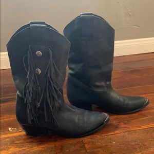 Vintage Brazilian back leather boots.